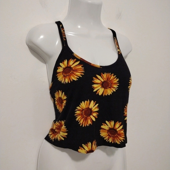 R2d - Sunflower Crop Top - Picture 4 of 11